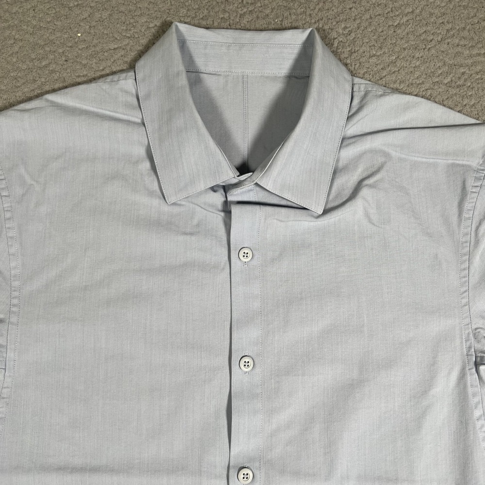 Lululemon‎ Shirt Mens Medium Blue Commission Short Sleeve Casual Preppy Pocket
